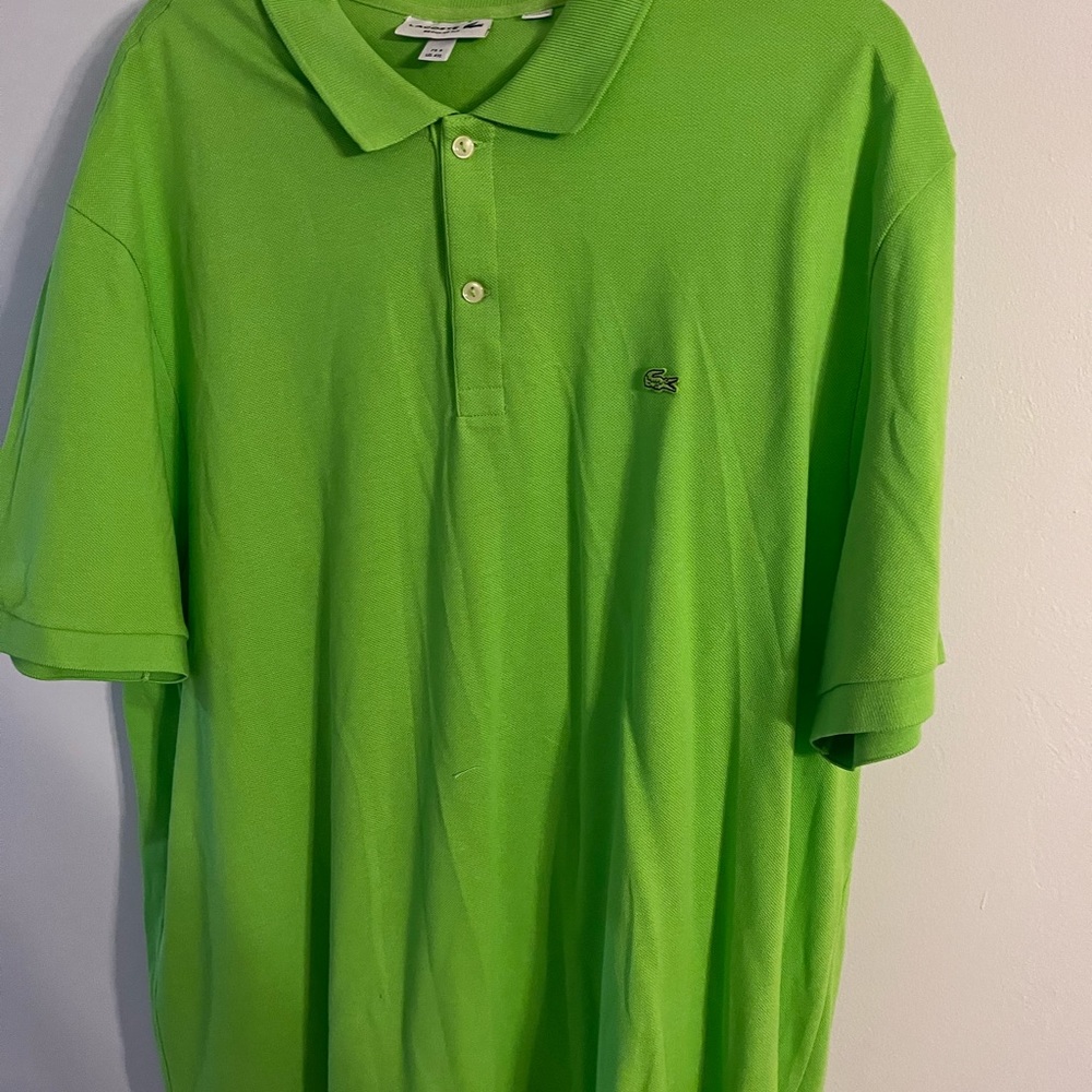 Lacoste 4XL/ Sz 9 Green Men’s Polo Shirt With Alligator Logo.

Great condition.